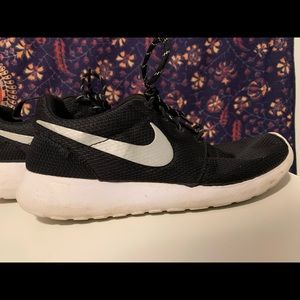 Nike Roshes